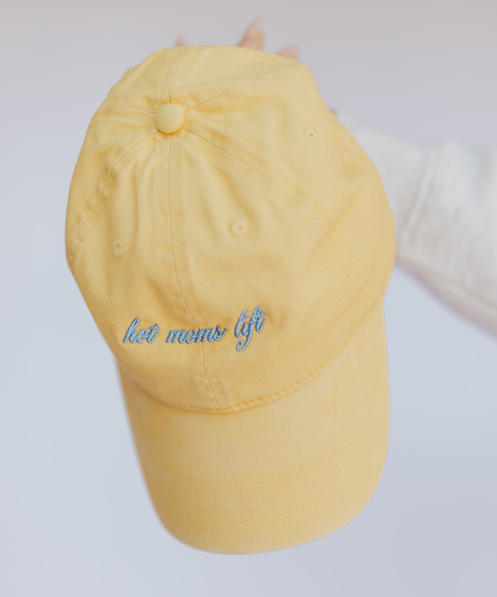 hot moms lift baseball cap